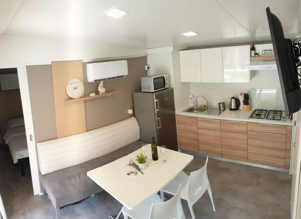 Oaza Mira Mobile Houses - Camp Basko Polje #Bestoffer Baška Voda Exteriör bild